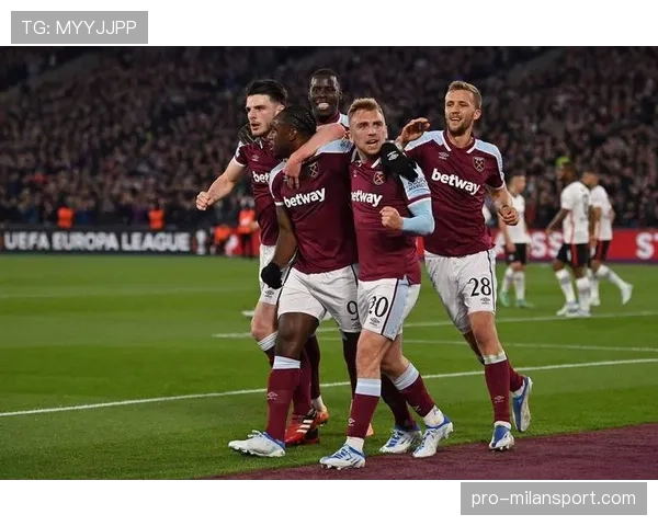 西汉姆联地面对抗成功率43%,中场拼抢影响控场稳定性